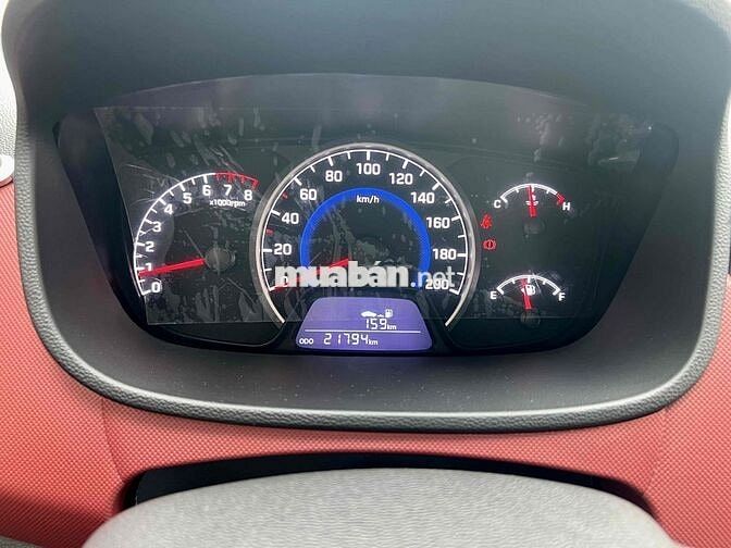 i10 Hatchback 1.2MT full ODO 21.000km NHƯ MỚI