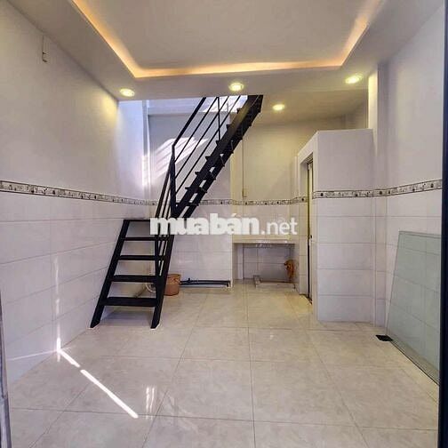 Cho thuê nguyên căn mới đẹp cầu Chà Và Q8