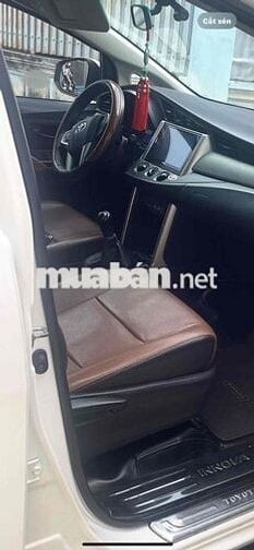 Toyota Innova 2017 2.0E - 95000 km