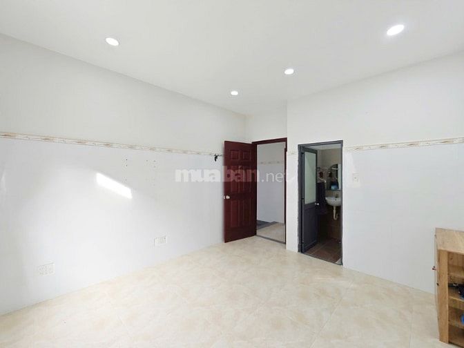 CHỊ HƯƠNG TIẾC LẮM NHƯNG VẪN PHẢI BÁN CĂN NHÀ Ở TÂN PHÚ CHUNG CỦ CHI G