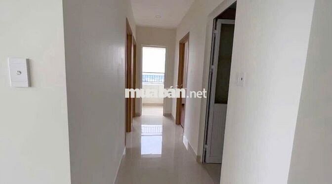 Cho thuê Căn 3 Phòng ngủ Có nội thất, Giá chỉ 8 triệu. lH xem nhà.