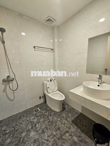Chính chủ cho thuê căn hộ đủ đồ giá rẻ, KV Ba Đình , 35m2 từ 6tr/th
