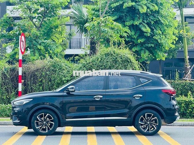 MGZS 2021 Luxury 1.5 AT 2WD - 40000 km