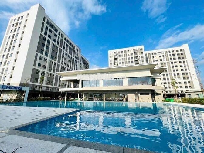 C.Chủ cho thuê cc Warterpoint 1PN nội thất đầy đủ, view hồ bơi