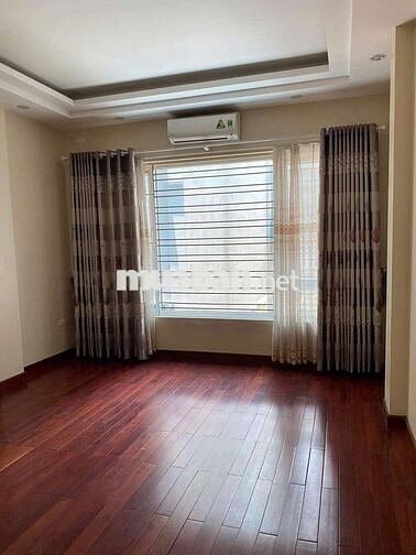 Văn phòng Giảng Võ ô tô đỗ giá rẻ