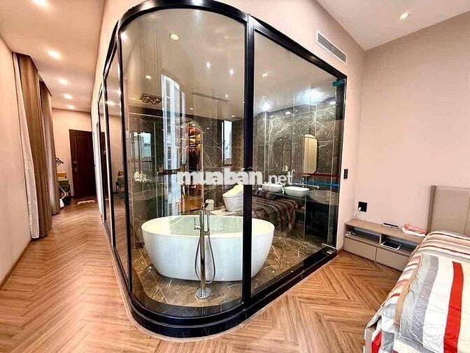 BÁN NHÀ HOẠ SỸ 3 MẶT TIỀN Ô TÔ THANG MÁY KINH DOANH GIÁ 41.5 TỶ.