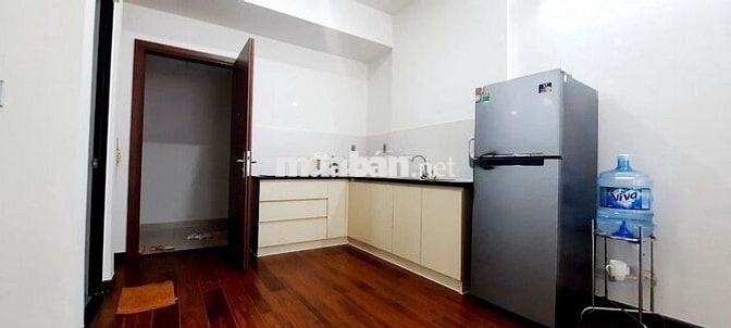 C.Chủ cho thuê cc Warterpoint 1PN nội thất đầy đủ, view hồ bơi