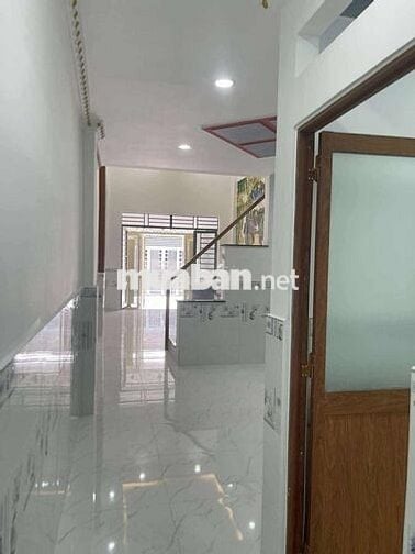 BÁN NHÀ ĐẸP MẶT TIỀN-3PN-2WC-GẦN KHU CÔNG NGHIỆP-CHỢ VĨNH LỘC A