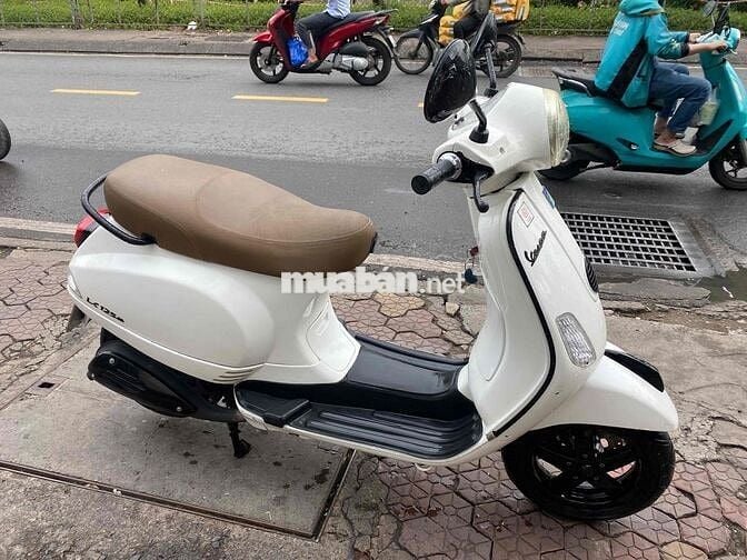 xe vespa Fi trắng đầu zin