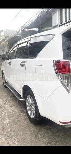 Toyota Innova 2017 2.0E - 95000 km