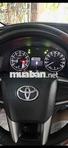 Toyota Innova 2017 2.0E - 95000 km