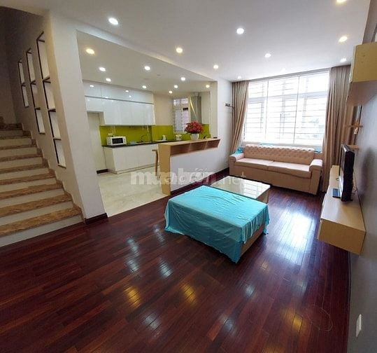 Cho thuê nhà PL ngõ Nguyễn Khang dt 60m x 5t full đồ, ô tô đỗ cửa