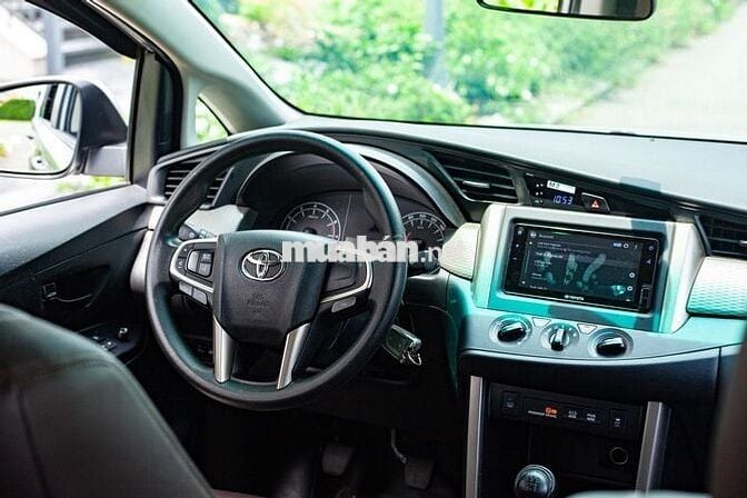 Toyota Innova E 2.0 MT 2024 - 55000 km