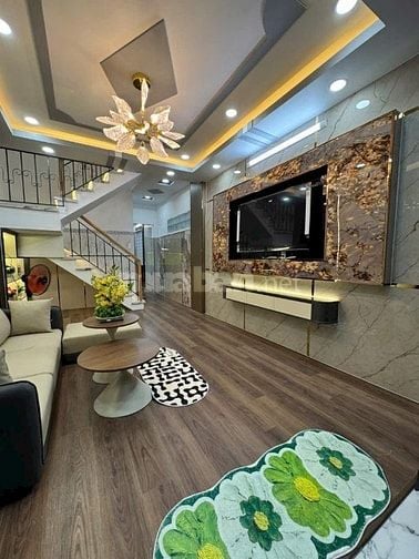 Thanh lý gấp căn nhà Nguyễn Trọng Tuyển, Tân Bình giá 4tỷ380/54,2m2