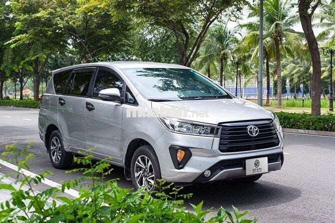 Toyota Innova E 2.0 MT 2024 - 55000 km