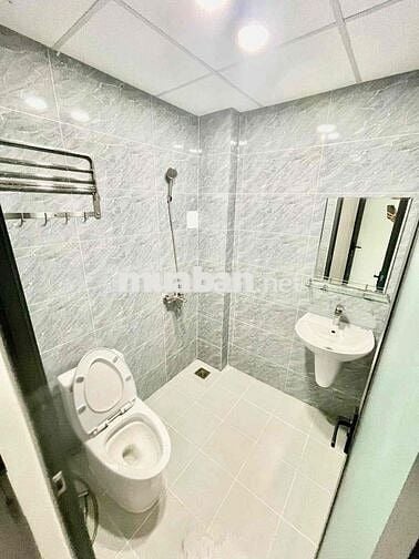 CĂN HỘ FULL NỘI THẤT NGAY CUỐI NGUYỄN OANH