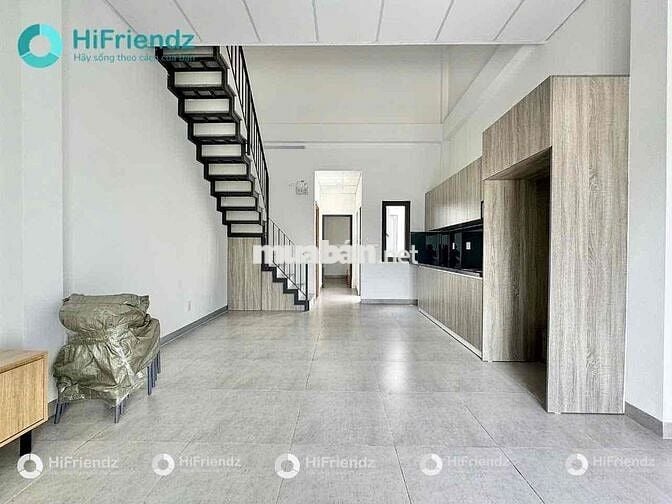 Cho thuê nhà nguyên căn 2 phòng ngủ hẻm ô tô full nt gần đh Luật, vlu