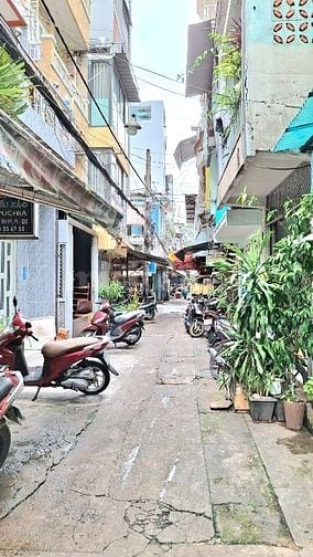 Hẻm xe hơi Hồ Thị Kỷ,5Tầng,5PN,Khu Ẩm Thực,Chợ Hoa Buôn Bán Nhộn Nhịp 