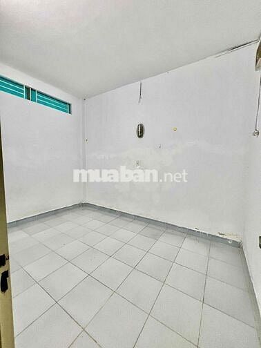 Nhà Rộng Rải DT 4x20 1Trệt 1Lửng 2Pn 2Wc Ngay Ngã Tư Ga Q12 Hẻm Ôtô