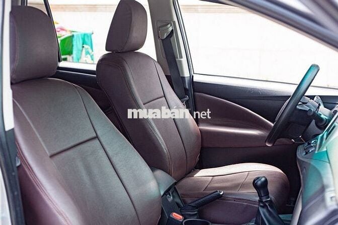 Toyota Innova E 2.0 MT 2024 - 55000 km