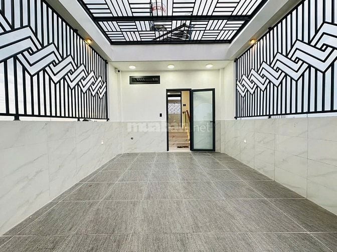 Cho thuê nhà mặt tiền 4 lầu có thang máy đường số 4 p16 gò vấp 4 x 20 