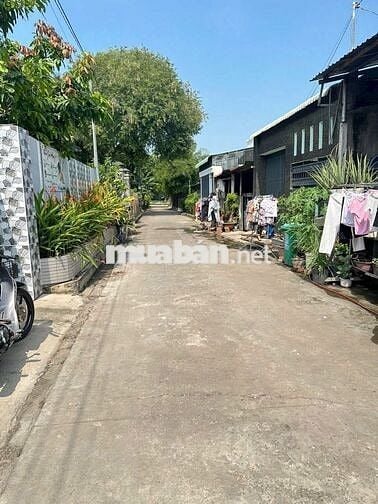 Bán Đất nằm gần KDC Thuận Giao. 100m2 SHR Giá ra đi nhanh chỉ 852tr