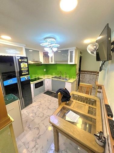 Hẻm xe hơi Hồ Thị Kỷ,5Tầng,5PN,Khu Ẩm Thực,Chợ Hoa Buôn Bán Nhộn Nhịp 