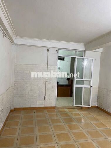 Cho thuê MBKD đường Ngọc Hồi, Hoàng Mai chính chủ 70m2