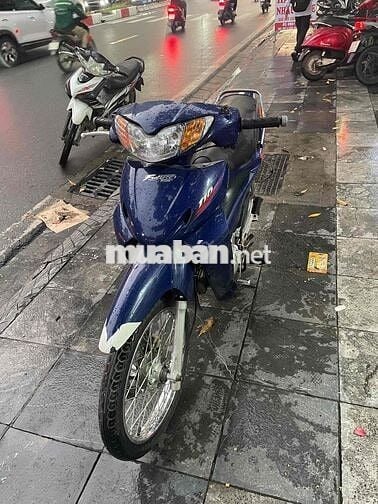 Cần tiền bán lại xe futune mầu xanh máy ngon chất