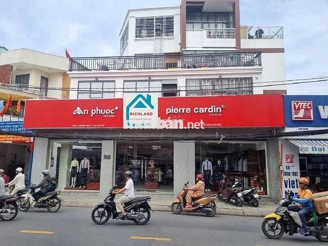 Cho thuê mặt bằng góc 2MT: Lê Quang Định p1 Gò Vấp +Diện tích: 14mx21m