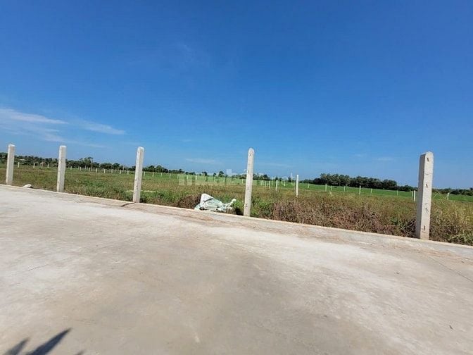 5x39 có thổ, gần cổng KCN. Đường bê tông. 350tr 