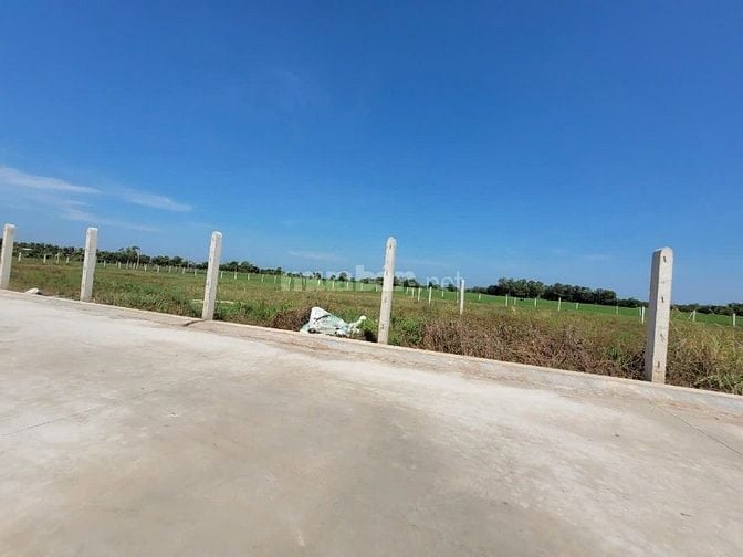 5x39 có thổ, gần cổng KCN. Đường bê tông. 350tr 