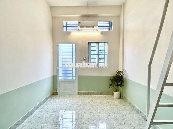 Phòng Gác Cao Đầy Đủ Nội Thất Gần Crescent Mall, KCX Tân Thuận Quận 7