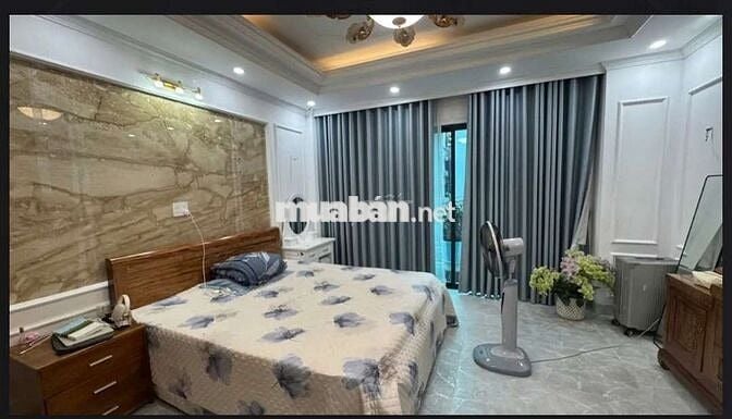 Tôi cần bán nhà 6tầng thang máy full nội thất, mặt ngõ ô tô chánh đỗ