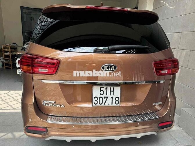 Kia Sedona sản xuất 2019 máy dầu bản Full
