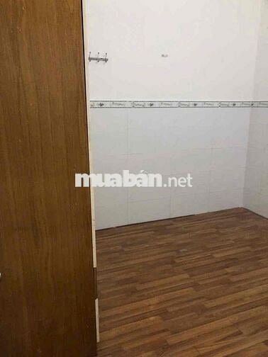 cho thuê nhà 274 nguyễn văn lượng (4x20) 2pn , 1wc có máy lạnh