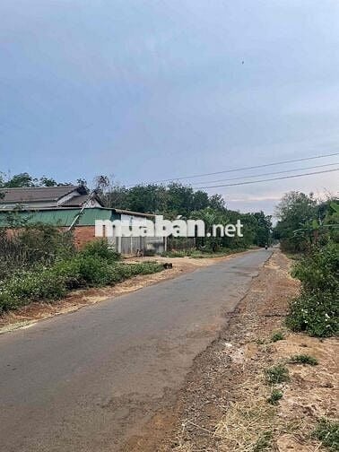 Lô góc 20 x 55 trục chính Liên Xã Eadrong KCN Phú Xuân