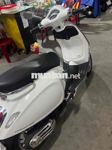 Cần bán xe Vespa siêu lướt