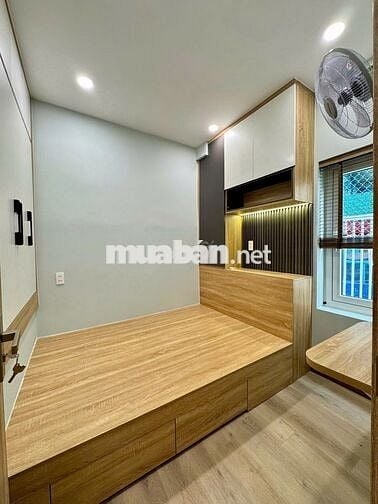 FULL NỘI THẤT CAO CẤP. Cho thuê nhà hẻm Huỳnh Văn Bánh 20m2. 2PN 2WC