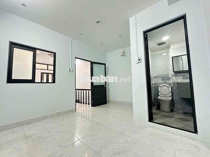 Nhà Đẹp 3 Tầng — Gần Hậu Giang Minh Phụng(3.5m x 9m)