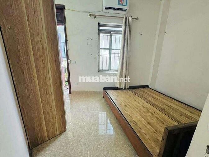 ĐH Kinh tế 657 giải phóng 1tr5 2tr3 3tr3 4tr full đẹp khép kín.
