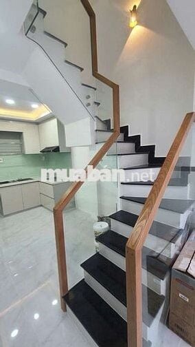Bán nhà hẻm rộng 4m đường Âu Dương Lân P3 Q8