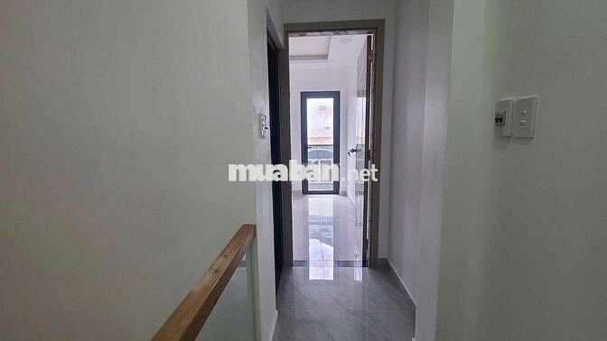 Bán nhà hẻm rộng 4m đường Âu Dương Lân P3 Q8