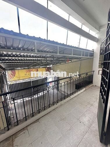Mặt Bằng ngang 6m Mặt Tiền Hẻm Nguyễn Văn Cừ chỉ 10 triệu