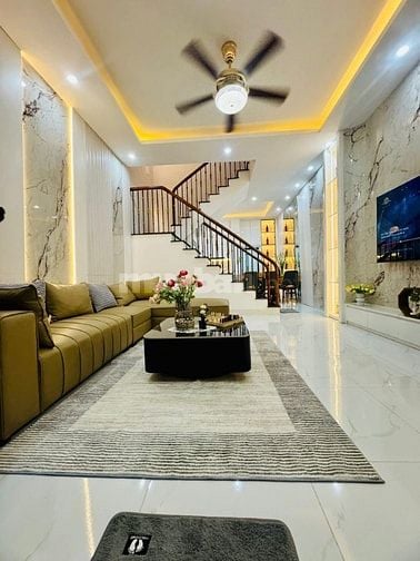 Bán nhà phố Kim Ngưu, Q Hai Bà Trưng, DT 50m2, 5 tầng, MT 4,5m, 8 tỷ