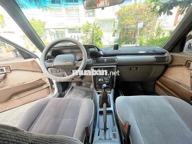 Toyota Camry 1986, xe chính chủ ký bán.