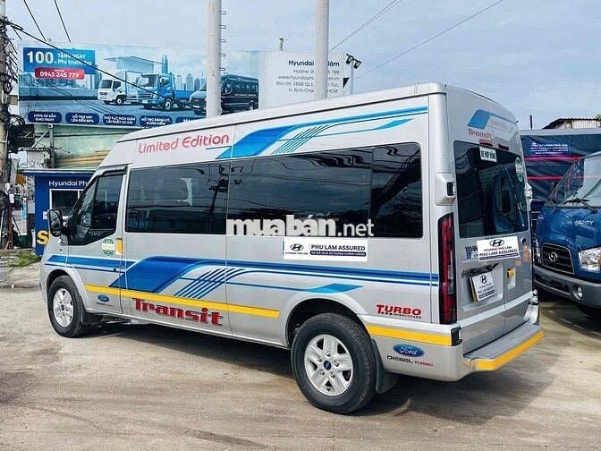Ford Transit 2024 - 16900 km chất xe như mới