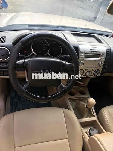 Ford Everest 2011 Limited 4x2 - 150000 km