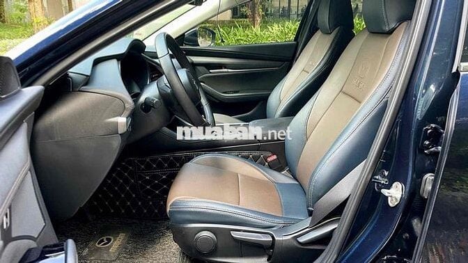 Mazda 3 2022 1.5L Deluxe - 46000 km