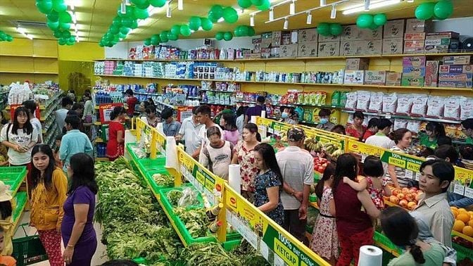 Cần Tuyển Nhân Viên Bán Hàng làm việc tại Siêu Thị